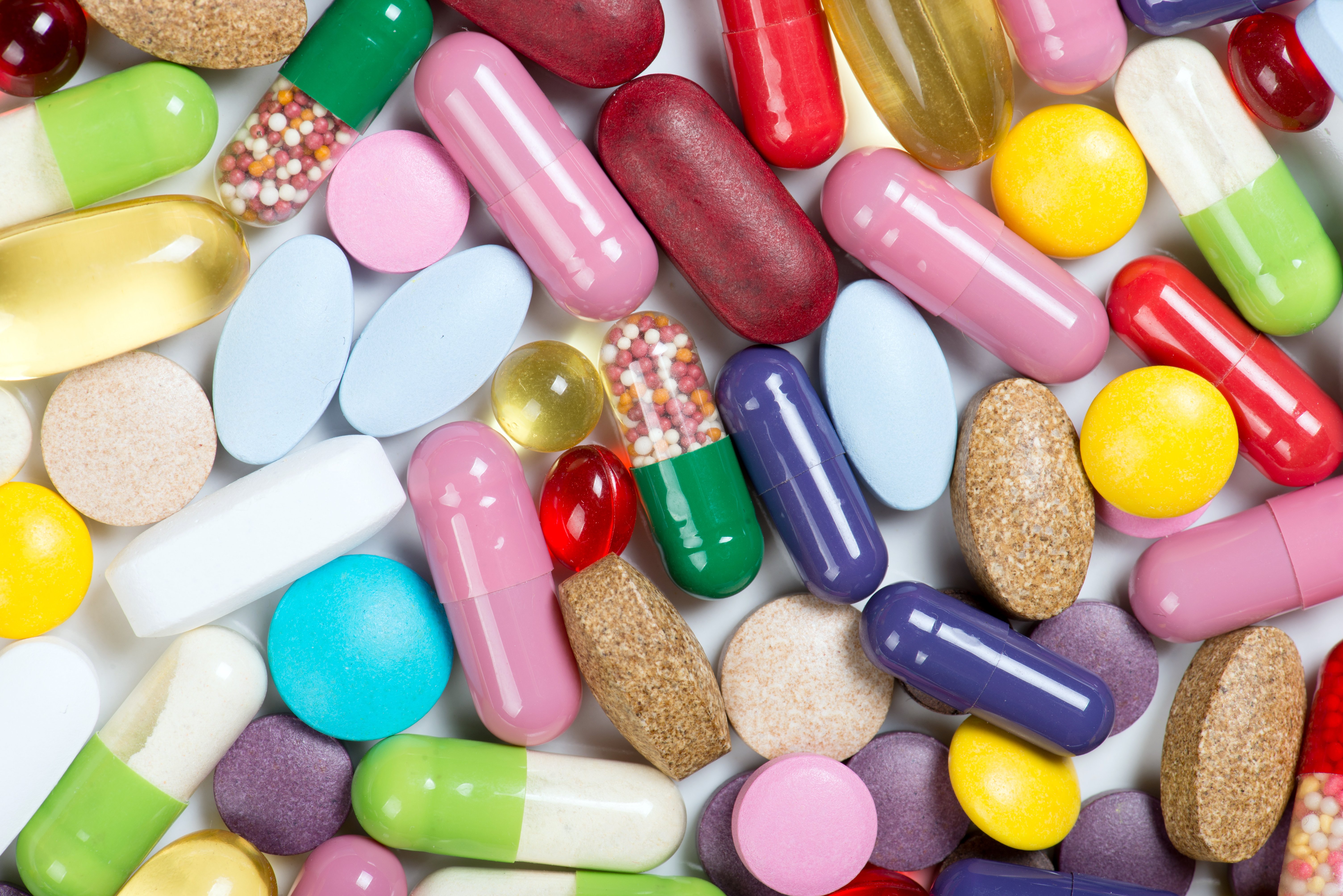 Pharma_Coloured Tablets_High Res Pharma_Coloured Tablets_High Res